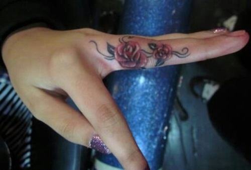 35+ Fantastic Finger Tattoo Designs Curated Just for You