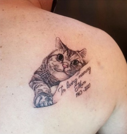 30+ Heartfelt Memorial Tattoos to Honour Your Loved Ones
