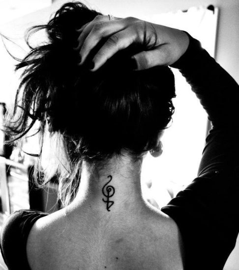 40+ Stunning Neck Tattoo Designs to Unleash Your Style