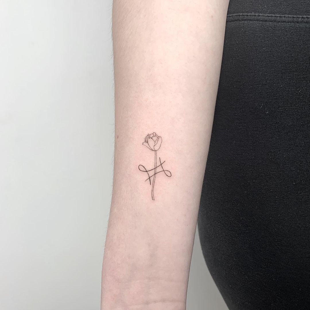 15 Beautiful Gemini Tattoo Designs for Astrology Lovers