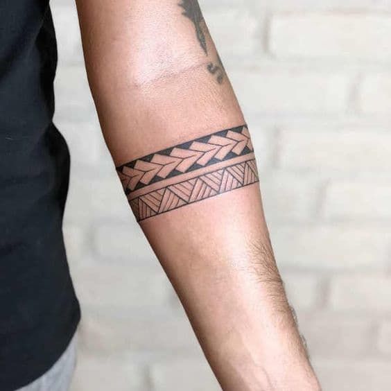 20+ Inspiring Armband Tattoo Designs and Their Meanings