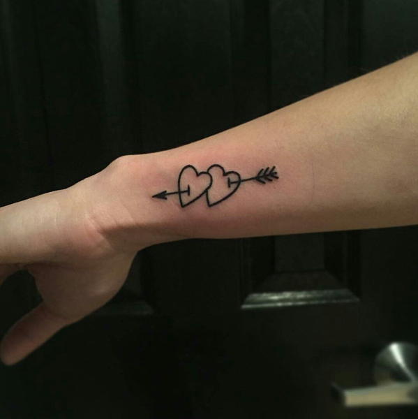 35+ Stunning Heart Tattoo Designs That Capture Love❤️