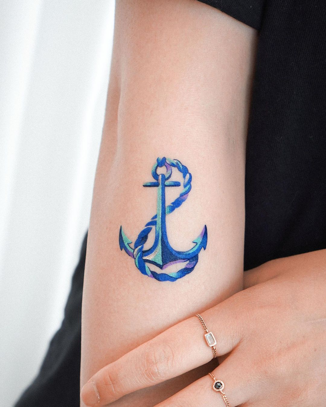 25 Stunning Anchor Tattoo Designs for Nautical Lovers 2024