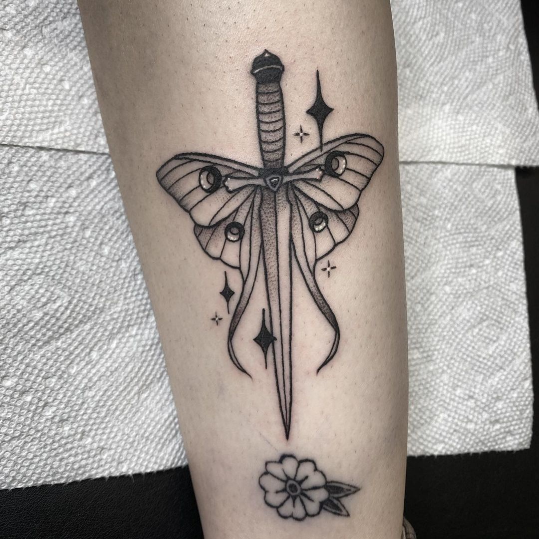 20 Inspiring Sword Tattoo Designs for True Warriors