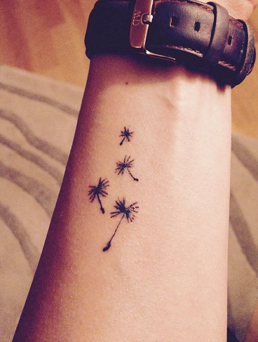 10+ Stunning Dandelion Flower Tattoos and Meanings