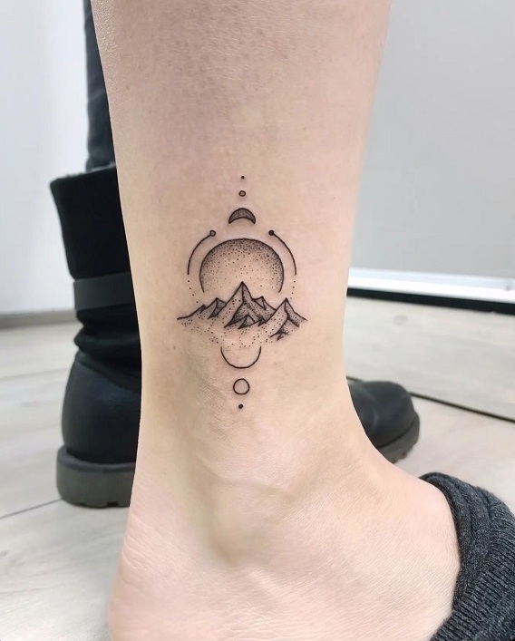 20 Meaningful Mountain Tattoo Designs for Nature Lovers
