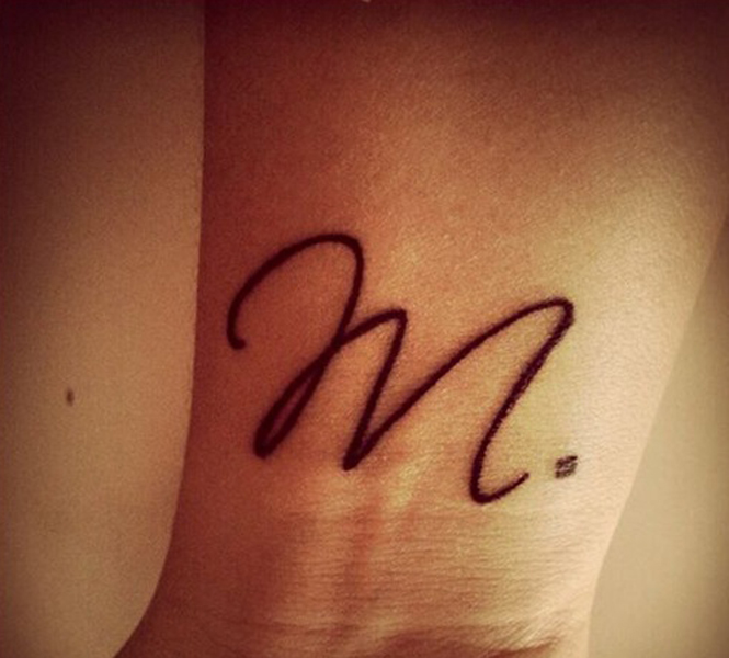 20 Elegant &#039;M&#039; Letter Tattoo Designs for Timeless Appeal