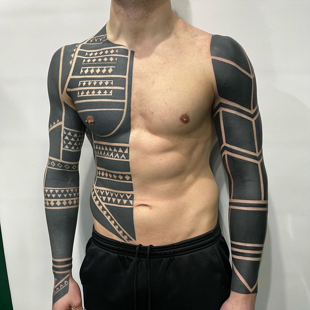 50 Super Cool Tribal Tattoo Designs You Will Truly Love 2025