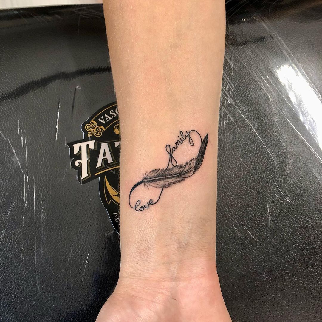 45+ Beautiful Infinity Tattoo Designs for Endless Love