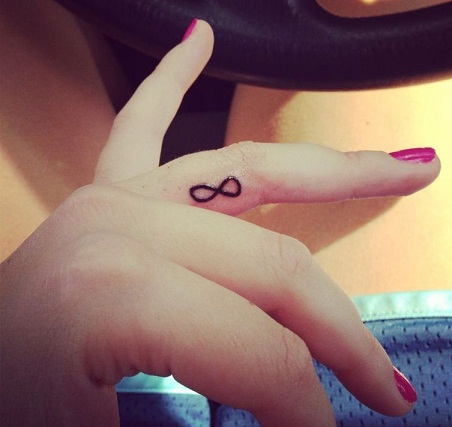45+ Beautiful Infinity Tattoo Designs for Endless Love