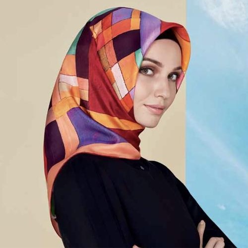 9 New Collection of Hijab Scarfs In Different Styles For Women