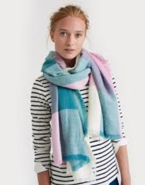 30 Beautiful and Stylish Scarves for Women In Trend | I Fashion Styles