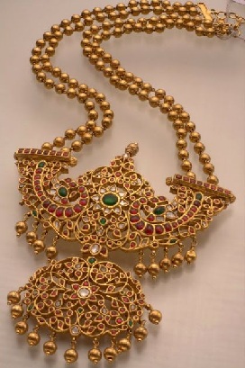 25 Stylish Indian Bridal Jewellery Designs for Stunning Look