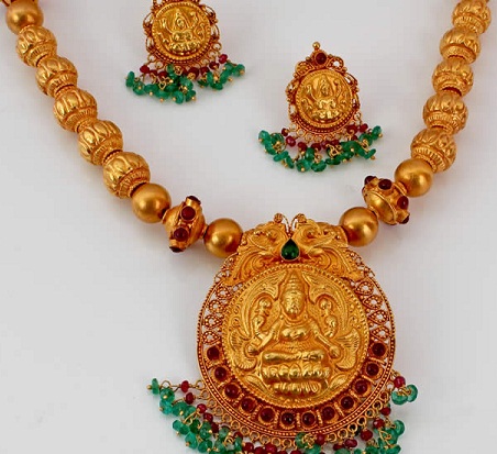 25 Latest Collection of Gold Jewellery Designs For Women in 2023