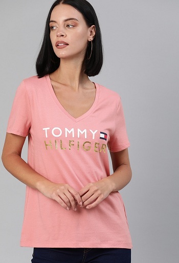25 Latest Collar T-Shirt Designs For Men and Women