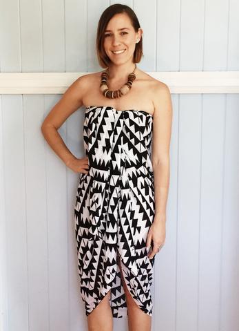 How to Wear a Sarong In Different Styles Step By Step? | I Fashion Styles