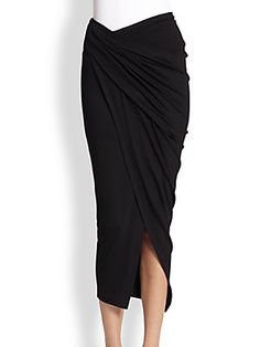 9 Black Sarongs For Women - Latest and Fabulous Collection