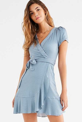 30 Fashionable Models of Rompers for Women in Trend 2023