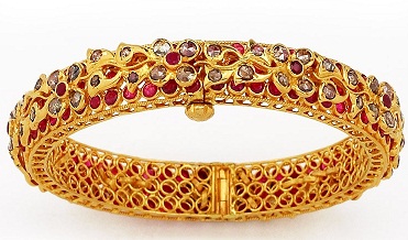 25 Latest Designs of Gold Bangles in India | I Fashion Styles