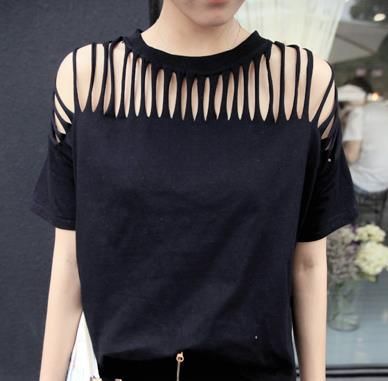 Top 9 Trending Models of Black T-Shirts for Men and Women