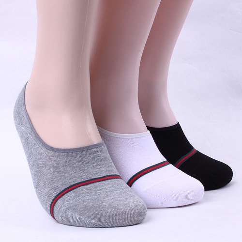 15 Best and Comfortable Loafer Socks For Men and Women