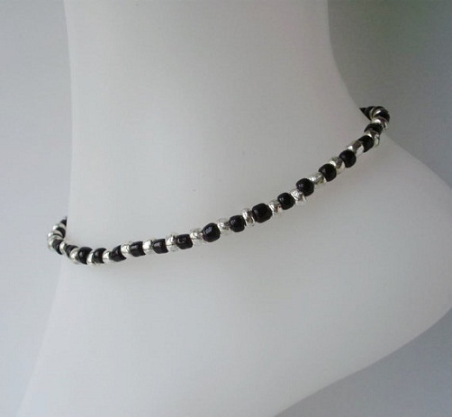 15 Latest Designs of Silver Anklets for Women and Girls