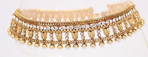 25 Latest Gold Anklet Designs for Women with Alluring Look
