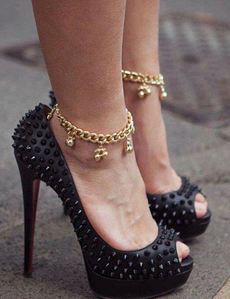 Latest Anklet Designs - These 25 Stylish Models are Trending Now