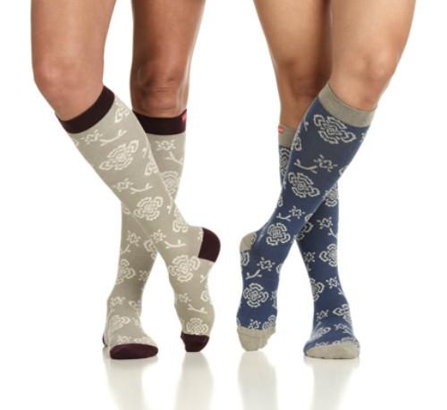 15 Best Compression Socks With Pictures | I Fashion Styles