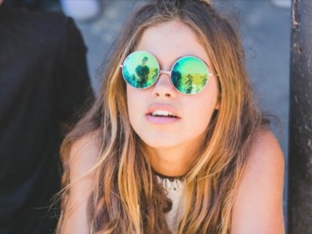 15 Different Types of Coloured Sunglasses That Will Last Forever