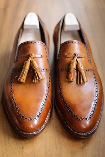 9 Best Tan Loafers Collection For Men and Women with Images