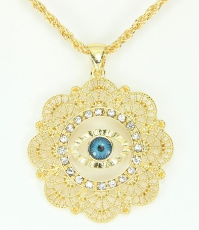 15 Latest Gold Lockets for Women and Men | I Fashion Styles