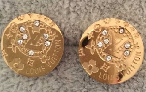 25 Latest Designs of Earrings for Men with Different Metals