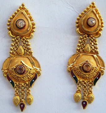 25 Most Attractive Designs of Gold Earrings Collection in 2023