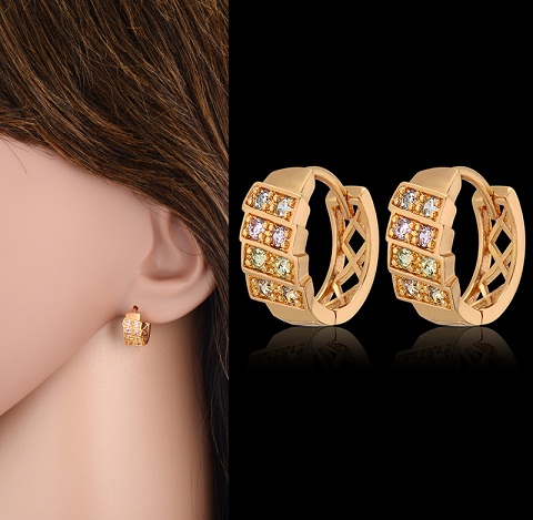 15 Stylish Designs of Small Earrings for Girls in Different Metals
