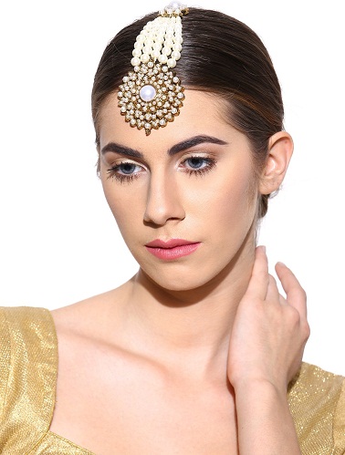 9 Latest &amp; Beautiful Big Maang Tikka Designs | I Fashion Styles