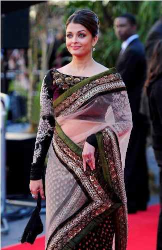 Top 15 Sabyasachi Sarees With Images | I Fashion Styles