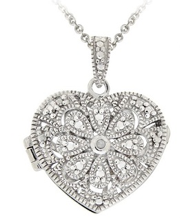 25 Different Types of Jewellery Lockets Designs with Pictures