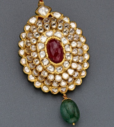 25 Different Types of Jewellery Lockets Designs with Pictures