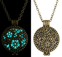 25 Different Types of Jewellery Lockets Designs with Pictures