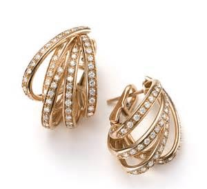 25 Popular and Latest Diamond Earrings Jewellery Designs
