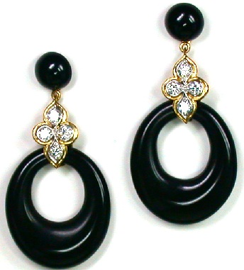 25 Popular and Latest Diamond Earrings Jewellery Designs