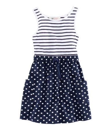 15 Beautiful Small Frocks for Women and Baby Girl | I Fashion Styles