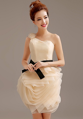 15 New Collection of Short Frocks for Ladies - Trending Models