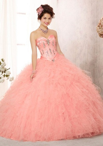 30 Latest Models of Long Frocks With Images in 2023