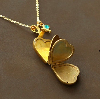 9 Heart Shaped Locket Jewelry Designs with Names