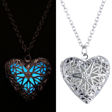9 Heart Shaped Locket Jewelry Designs with Names