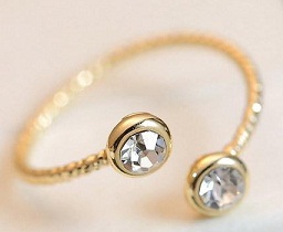 25 Most Beautiful and Simple Gold Ring Designs for Women