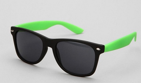 10 Fashionable Wayfarer Sunglasses for Men &amp; Womens