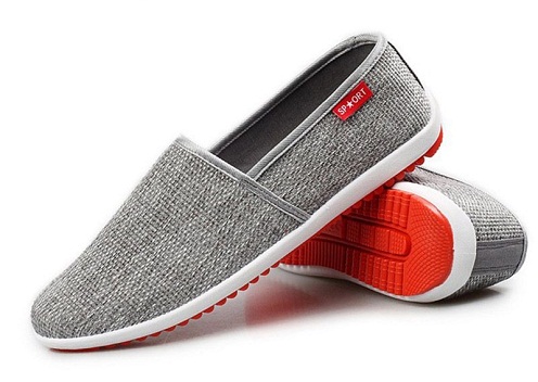 30 New &amp; Stylish Casual Shoes for Mens &amp; Womens in Trend